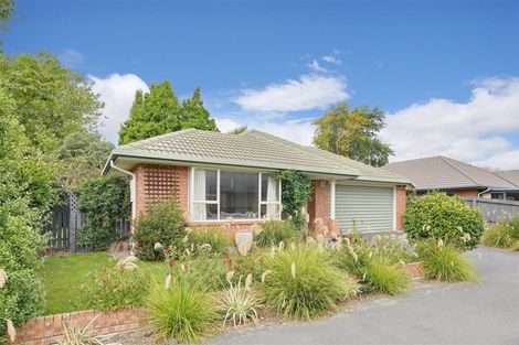 Photo of property in 1/2 Murfitt Place, Sockburn, Christchurch, 8042