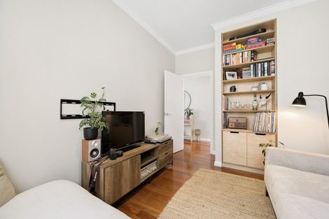 Photo of property in 40 Owen Street, Newtown, Wellington, 6021