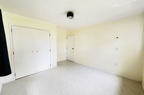 Photo of property in 2/137 Mokoia Road, Birkenhead, Auckland, 0626