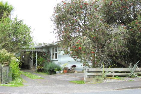Photo of property in 35 Weranui Road, Waiwera, Orewa, 0994
