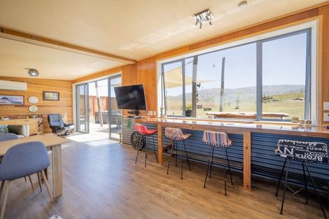 Photo of property in 31 Highview Heights, Waikerikeri, Alexandra, 9393