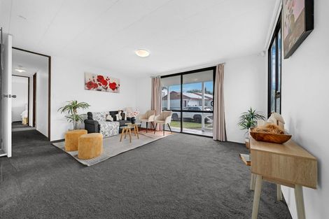 Photo of property in 3/9 Ireland Place, Ranui, Auckland, 0612