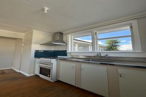 Photo of property in 3 Maurice Street, Papakura, 2110