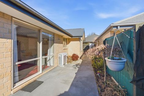 Photo of property in 17 Bayliss Close, Northwood, Christchurch, 8051