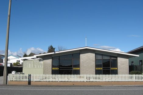 Photo of property in 76 Fitzherbert Street, Hokitika, 7810