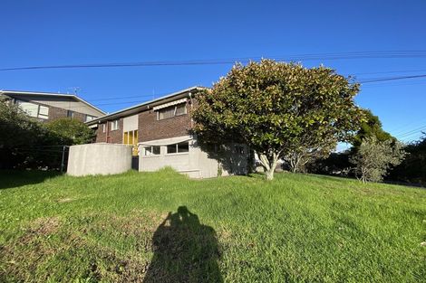 Photo of property in 1/533 Beach Road, Murrays Bay, Auckland, 0630