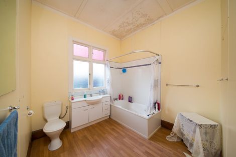 Photo of property in 5 Summerhays Street, Terrace End, Palmerston North, 4410