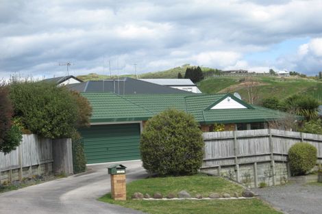 Photo of property in 5 Zachary Place, Welcome Bay, Tauranga, 3112