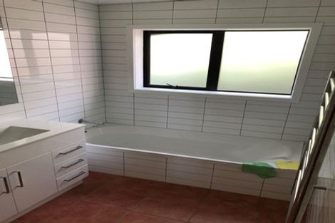 Photo of property in 29 Truby King Street, Merrilands, New Plymouth, 4312