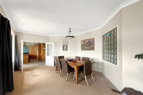 Photo of property in 6 Balmoral Drive, Terrace End, Palmerston North, 4410