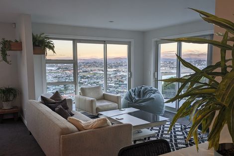 Photo of property in 7 Pari Tai Way, Houghton Bay, Wellington, 6023