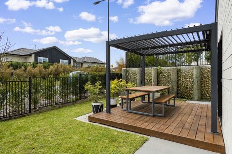 Photo of property in 3 Traverse Lane, Omokoroa, 3114