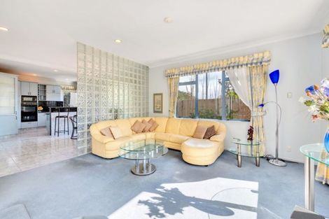 Photo of property in 33a Youngs Road, Papakura, 2110