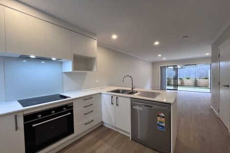 Photo of property in 4/125b Metcalfe Road, Ranui, Auckland, 0612