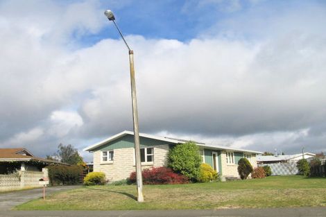 Photo of property in 33 Folkestone Drive, Flaxmere, Hastings, 4120