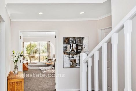 Photo of property in 2 Casabella Court, Northpark, Auckland, 2013