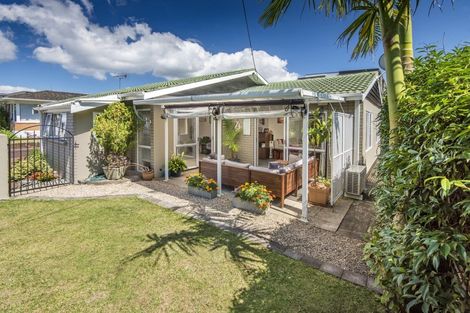 Photo of property in 2/23 Lomond Street, Takapuna, Auckland, 0622