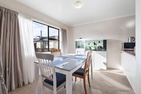 Photo of property in 55b Chatsworth Place, Highbury, Palmerston North, 4412