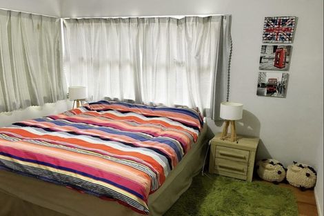 Photo of property in 65a Glengarry Road, Glen Eden, Auckland, 0602