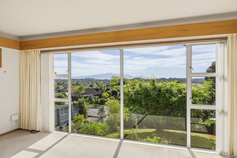 Photo of property in 107 Winara Avenue, Waikanae, 5036