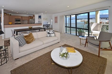 Photo of property in 26/4e Collins Street, Takapuna, Auckland, 0622