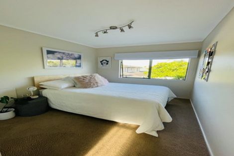 Photo of property in 4 Farnell Place, Gulf Harbour, Whangaparaoa, 0930