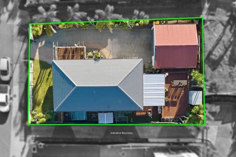 Photo of property in 12 Pahi Place, West Harbour, Auckland, 0618