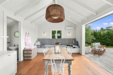 Photo of property in 130 Omaha Flats Road, Tawharanui Peninsula, Warkworth, 0986