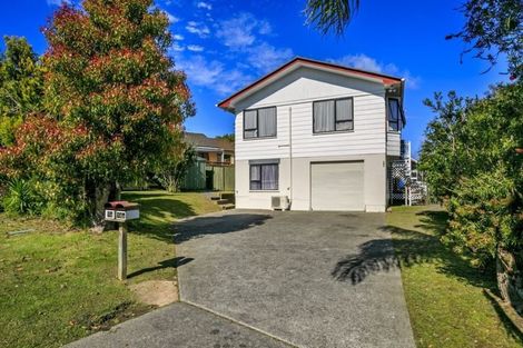 Photo of property in 74 Lynn Road, Bayview, Auckland, 0629