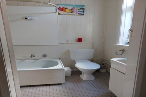 Photo of property in 8 Konini Road, Hataitai, Wellington, 6021