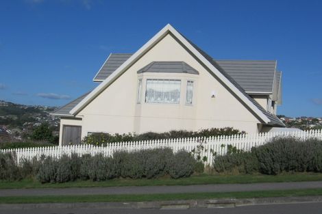 Photo of property in 13 Derry Hill, Churton Park, Wellington, 6037