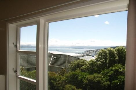 Photo of property in 27a Tanera Crescent, Brooklyn, Wellington, 6021