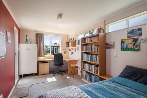 Photo of property in 9 Duncan Street, Waikawa Beach, Levin, 5573