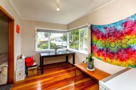 Photo of property in 32 Elizabeth Place, Ferndale, New Plymouth, 4310