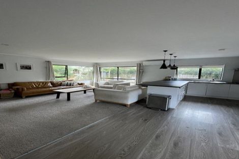 Photo of property in 1/38 Kaipatiki Road, Glenfield, Auckland, 0629