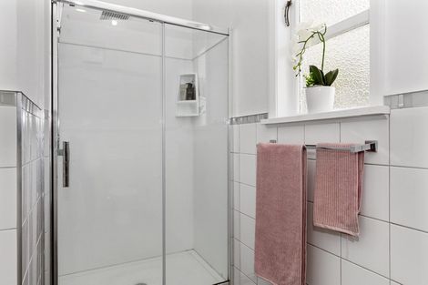 Photo of property in 1 Gilchrist Street, Te Aroha, 3320