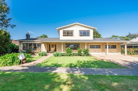 Photo of property in 73 Nimmo Avenue East, Waikanae, 5036