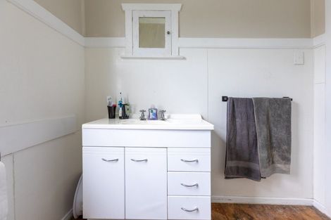 Photo of property in 50 Mclean Street, Woodville, 4920