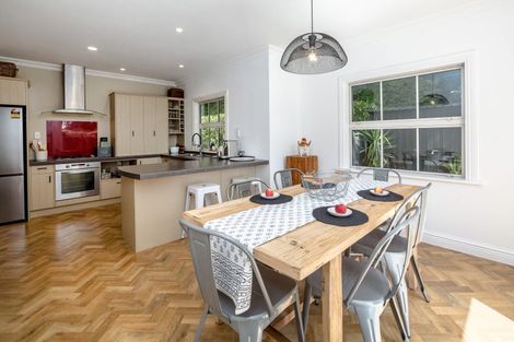 Photo of property in 17b Wood Street, Greytown, 5712