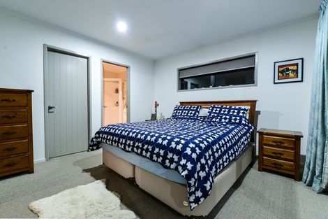 Photo of property in 14 Trauzer Place, Flagstaff, Hamilton, 3210