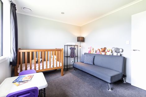 Photo of property in 37 Mike Smith Drive, Cambridge, 3434