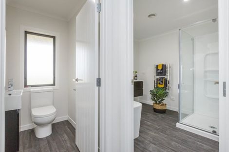 Photo of property in 175 Spur Road West, Colyton, Feilding, 4775