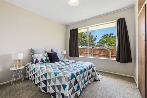 Photo of property in 6 Larkhill Place, Russley, Christchurch, 8042