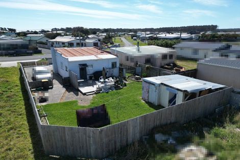 Photo of property in 11 Thomas Place, Foxton Beach, Foxton, 4815