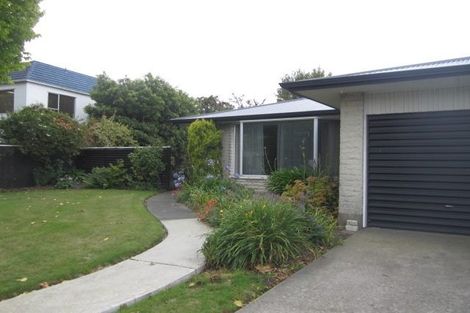 Photo of property in 220 Memorial Avenue, Burnside, Christchurch, 8053