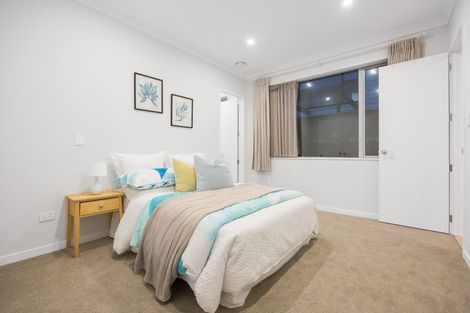 Photo of property in 8 Kina Place, Long Bay, Auckland, 0630