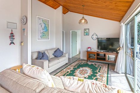 Photo of property in 1695 Wyuna Bay Road, Wyuna Bay, Coromandel, 3581