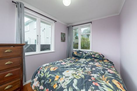 Photo of property in 37 Downes Street, Titahi Bay, Porirua, 5022