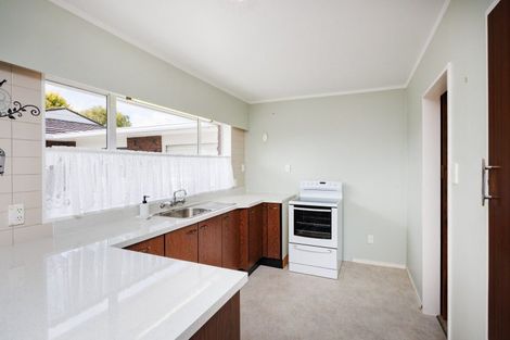 Photo of property in 12a Cecil Place, Cloverlea, Palmerston North, 4412