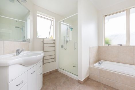 Photo of property in 2 Balmoral Street, Taradale, Napier, 4112